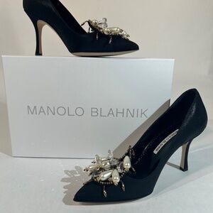 Brand New, Authentic Manolo Blahnik Orientalia Black Embellished pump 90 mm 6.5